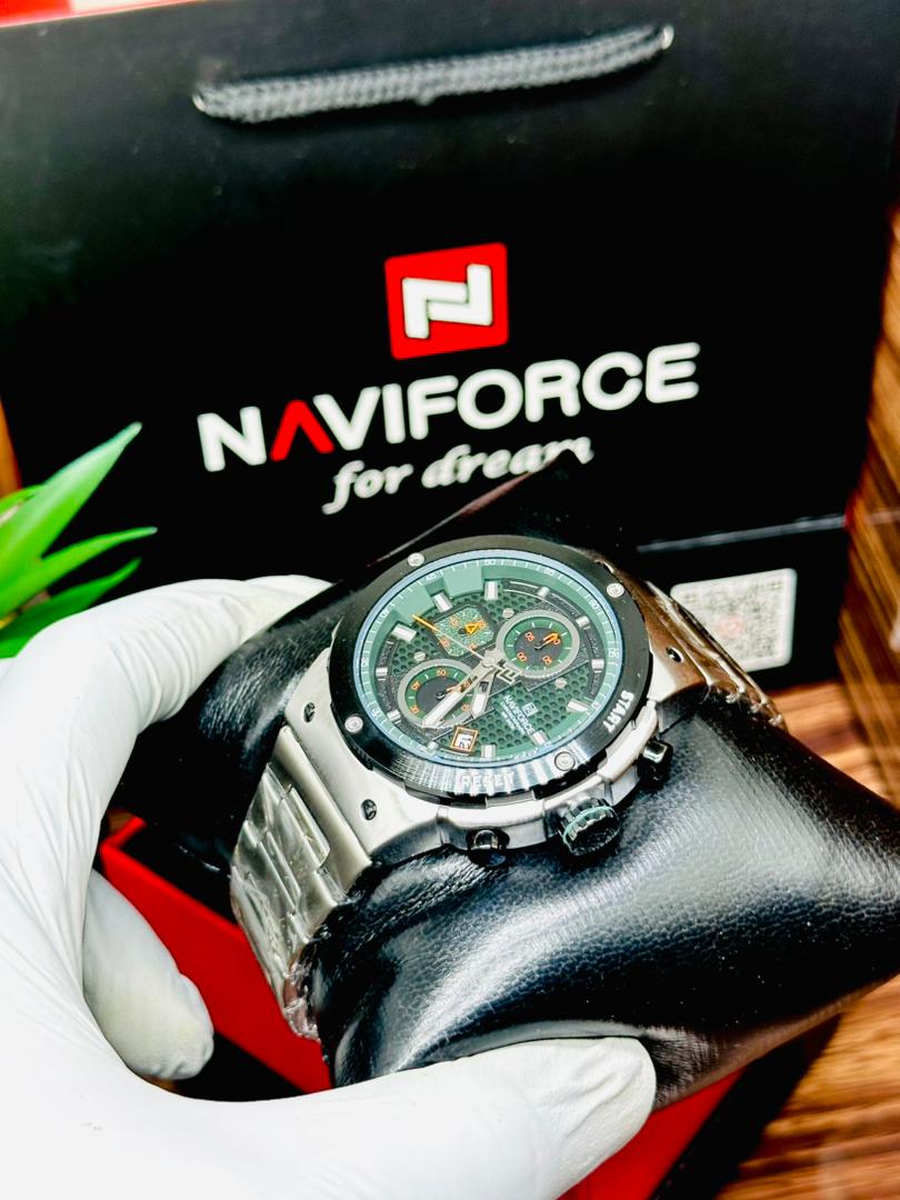 Naviforce au design sportif et élégant